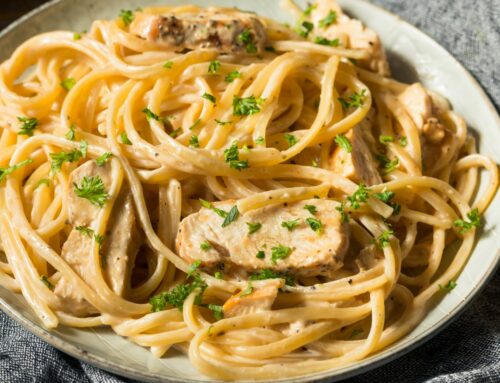 Pasta tailandesa con pollo